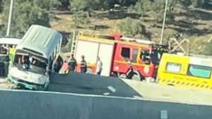 Sidi Aich (Béjaïa) -  33 blessés dans une collision entre un bus et véhicule léger