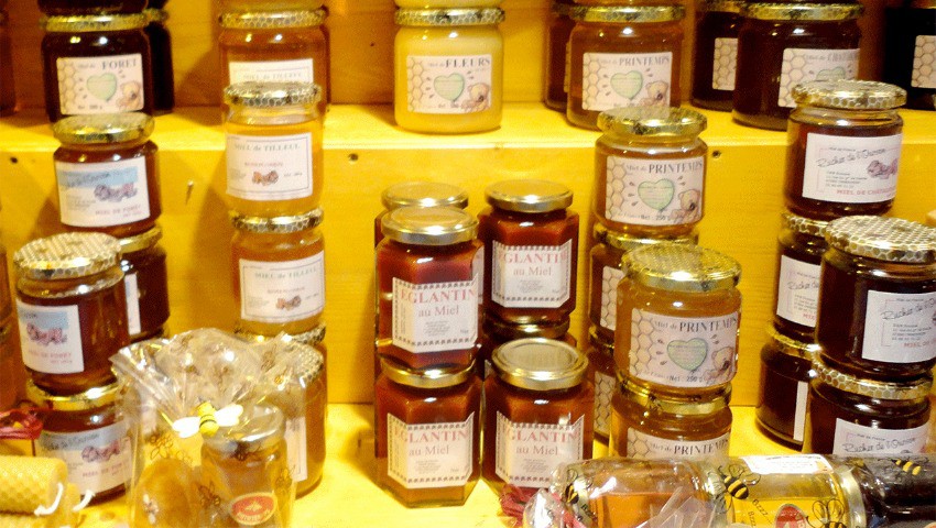 Bouzeguène Du miel du village Ahrik