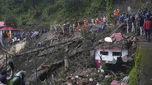 Planète (Asie) - Inde: de fortes inondations et des glissements de terrain font une soixantaine de morts
