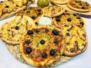 ميني بيتزا  🍕بعجينة سحرية رائعة