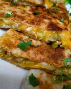 Une délicieuse tourte farcie