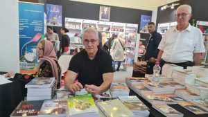 Ali Kader, Écrivain, à L’Expression «La société est le meilleur terreau»