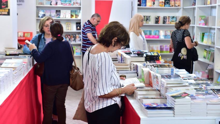 26eme SILA Une journée marathon entre les stands