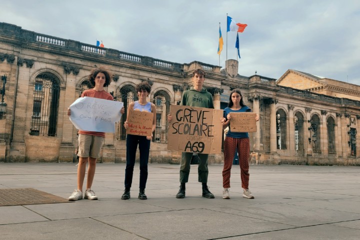 Planète (France/Europe) - «Lycéens, nous sommes en grève contre l’A69 (autoroute)»