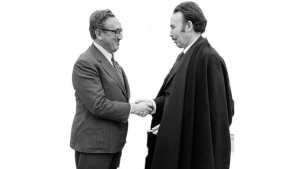 Chef de la diplomatie américaine et homme des missions impossibles Henry Kissinger s'éteint à 100 ans