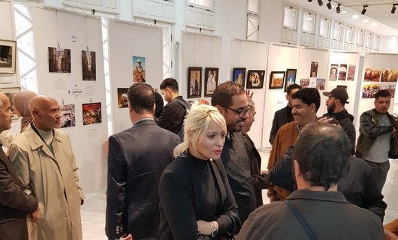 Oran: clôture du salon national de la photographie