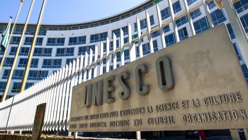 Gravure sur métal L'Unesco l’inscrit au nom de l'Algérie