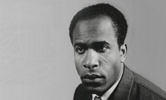 62e anniversaire du décès de Frantz Fanon : son militantisme et son soutien à la Révolution mis en avant