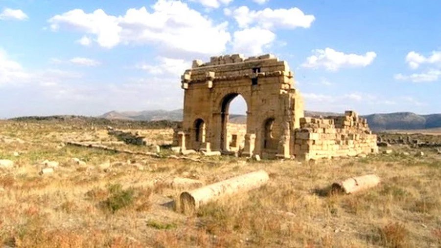 Découvertes archéologiques majeures à Guelma : 9 nouveaux sites romains révélés