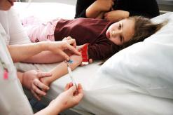 الدعوة إلى تصنيف الألم الحاد مرضا مزمنا                                    المشاركون في اليوم الطب “تخفيف ألم الطفل