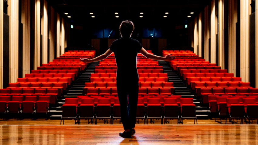 Mascara Lancement d’une session de formation sur les arts dramatiques