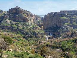 Algérie (Constantine) - Association Ecocirta de constantine: Projet de valorisation du Rocher comme patrimoine naturel