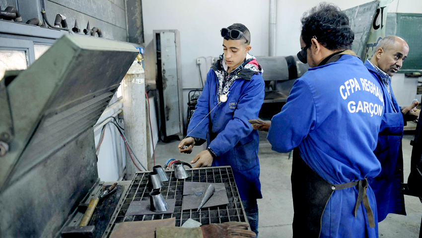 Formation professionnelle: atteindre 70% de diplômés formés en apprentissage