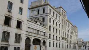 Urbanisme Alger : et la ville tuera le site..