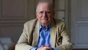 Il est né à Alger en 1949 Christian Jambet, philosophe spécialiste de l'islam, élu à l'Académie française