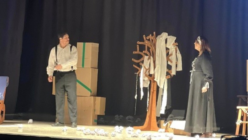 «Houa wa Hiya» pièce théâtrale En tournée à l’Ouest du pays