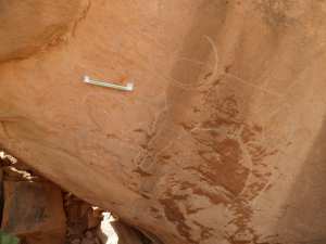 نقش صخري رويسات الزرق