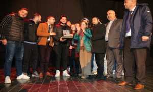 Médéa: la pièce de théâtre  Houlm ghir Metkoub  remporte le prix  Titteri d’Or