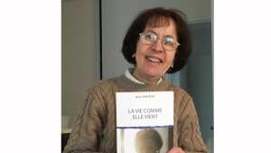 Katia Hacène, écrivaine, à L'Expression «J'essaye d'être psychologue à travers ma plume»