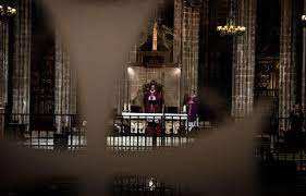 Planète (Espagne/Europe) - Barcelone: Des messes organisées pour implorer le retour de la pluie