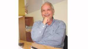 Nadjib Stambouli, écrivain, à L'Expression «Tahar Djaout est un éternel repère»