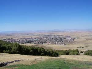 Ras El Oued est une ville et une commune relevant de la circonscription de Ras El Oued, dans la wilaya de Bordj Bou Arreridj.