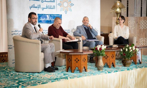 Deuxième séance du Forum de la pensée culturelle islamique à Alger