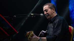 Il y a donné deux concerts Aït Menguellet enchante Tizi Ouzou