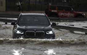 Planète (Emirats arabe unis/Moyen Orient/Asie) - Tempête: De pluies diluviennes sèment le chaos à Dubaï