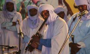 Participation de plus de 25 troupes à la 16e édition du Festival national culturel d'Ahellil à Timimoun