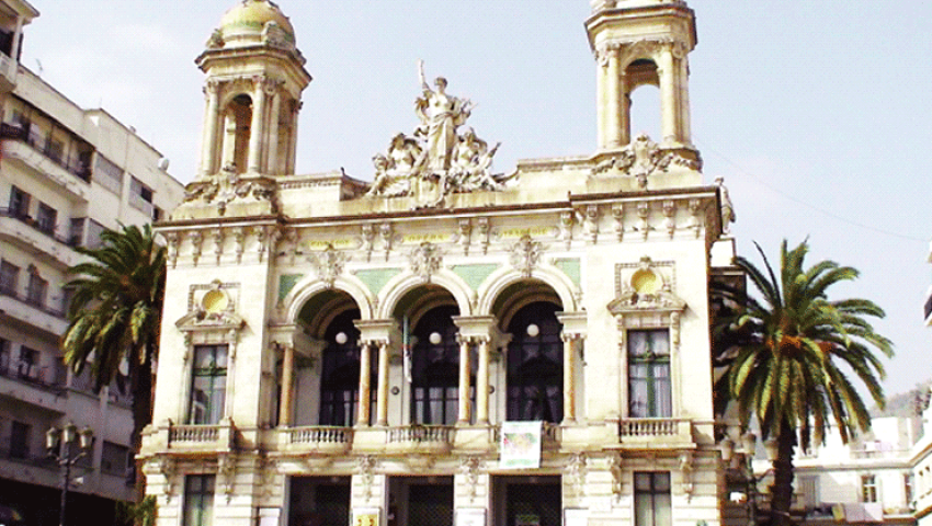 OranLe Théâtre régional Abdelkader-Alloula bénéficie d'une opération de restauration