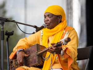 الفنانة حسنة البشارية في ذمة الله - الشعب أونلاين