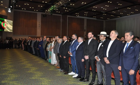 Sétif: une pléiade d’artistes et de réalisateurs à l'ouverture des Journées internationales du cinéma