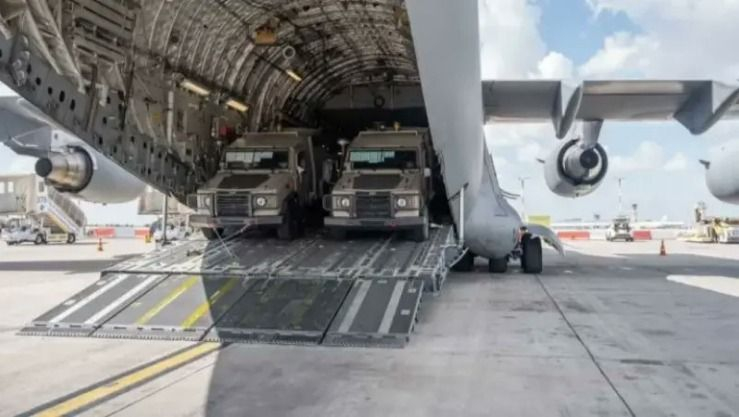 مسؤول أميركي يعلن تعليق إرسال شحنة أسلحة لإسرائيل