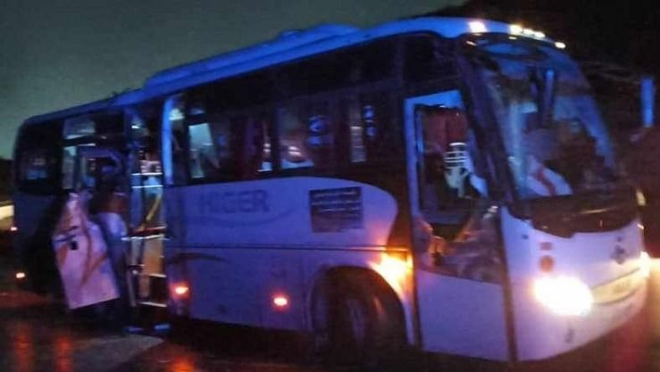 إصابة 13 شخص في حادث مرور خطير بقسنطينة