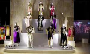 Tenues traditionnelles et bijoux au coeur de l'événement