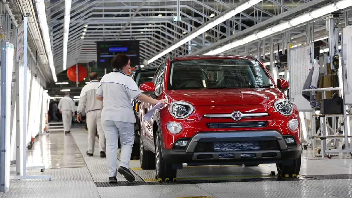 L'usine Fiat lance une nouvelle ligne de production