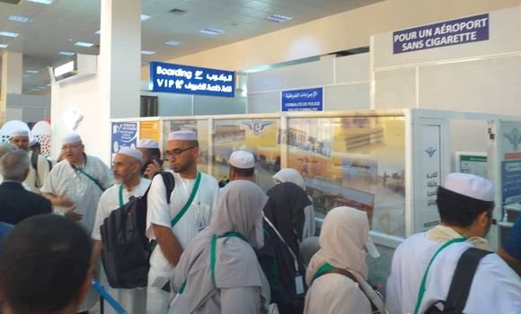 غرداية: مغادرة أول فوج من الحجاج إلى البقاع المقدسة