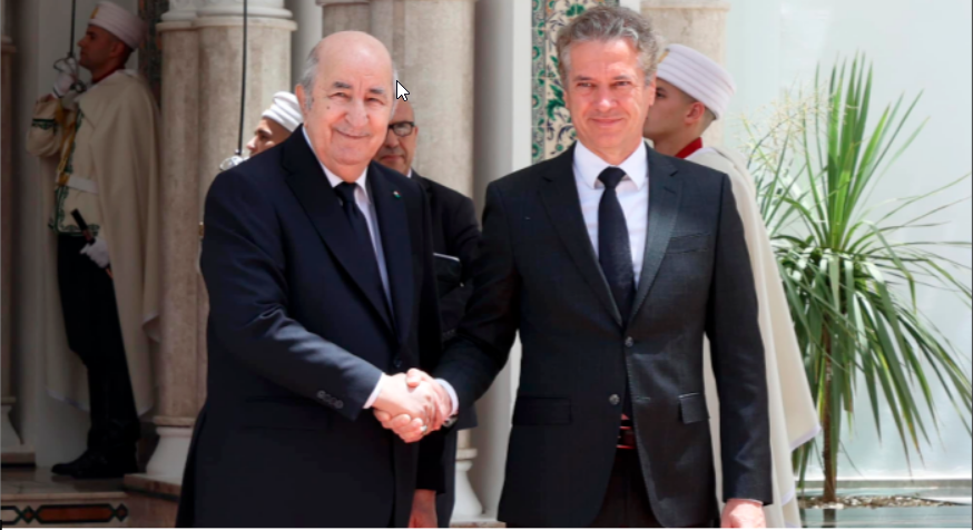 Abdelmadjid Tebboune, s'entretient avec le Premier ministre de la République de Slovénie