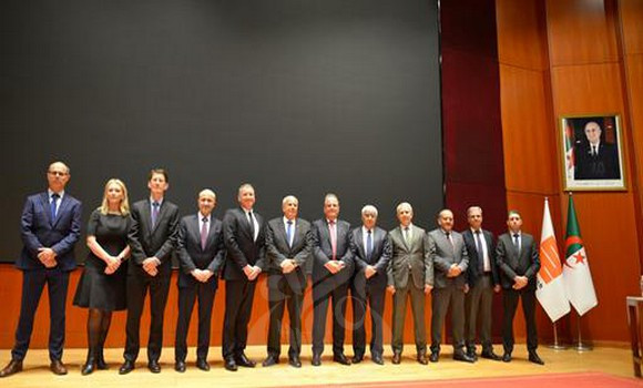 Accord Sonatrach-ExxonMobil: promotion du partenariat entre les compagnies internationales et l'Afrique