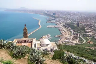 مديرية الصيد البحري و تربية المائيات بوهران.....خبرة يابانية لإنجاز رصيف اصطناعي لتربية الأسماك ببوسفر