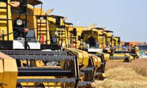 Wilayas du Nord: lancement de la campagne moisson-battage 2023/2024