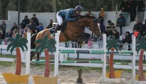 المسابقة الوطنية للقفز على الحواجز: تتويج الفارس عبد الرحمان  بوختلة بالجائزة الكبرى  سيم  نجمتين بالبليدة