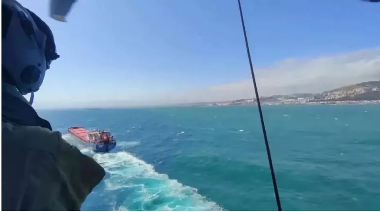 Sauvetage et évacuation d'un marin azerbaïdjanais