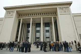 البليدة : السيد بلعريبي يعاين أشغال إنجاز التجهيزات العمومية بالقطب الحضري