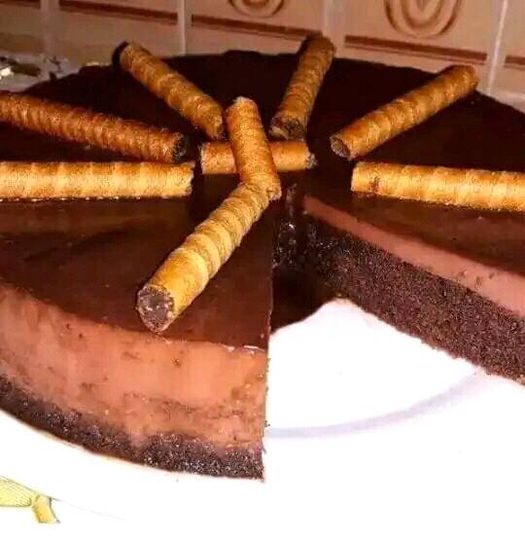 Gâteau à la Crème au Flan au Chocolat Très Délicieux