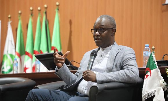 La jeunesse appelée à participer à la vie politique et à contribuer à la réussite des présidentielles