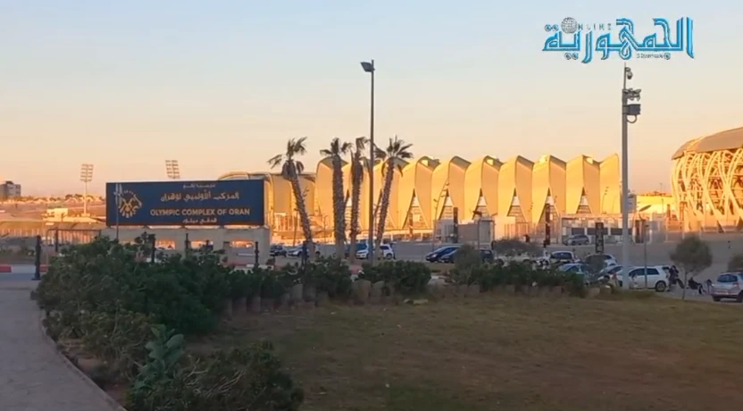 وهران ...اقبال العائلات على المساحات الخضراء المحيطة بالمركب الرياضي هدفي ميلود