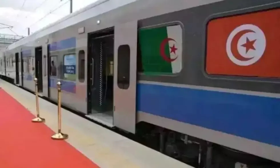 Lancement prochain du train reliant l'Algérie à la Tunisie