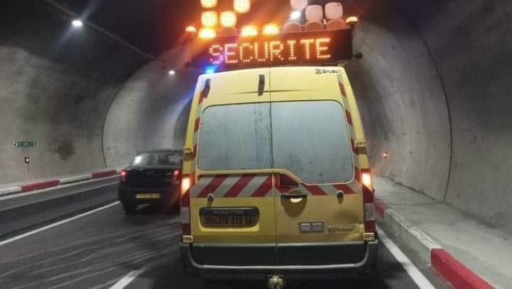 شاحنات نقل المواد قابلة للالتهاب ممنوعة من عبور نفق جبل الوحش بقسنطينة